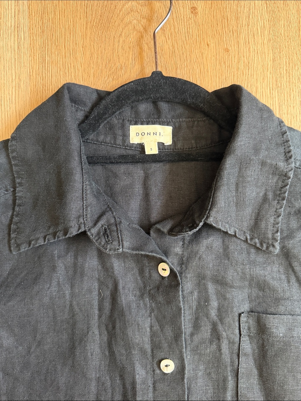 DONNI. The Linen Relaxed Shirt - Picture 4 of 13